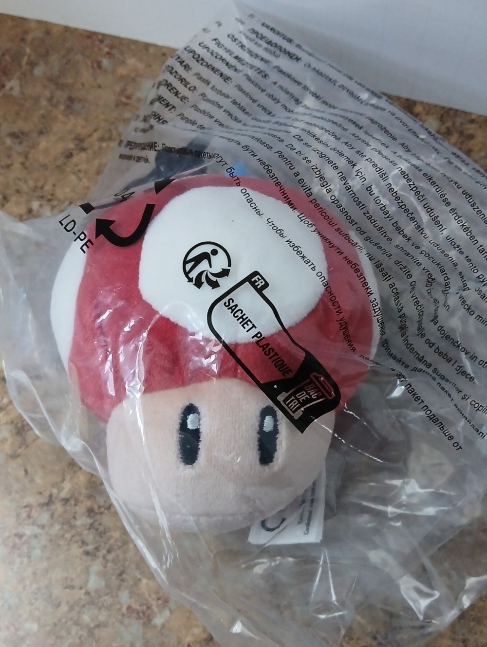 Super Mario Small Super Mushroom Plush Keychain